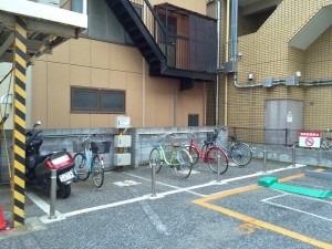 アップルパーク新所沢駅前第1場内