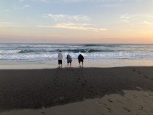 2025年社員旅行　海へ散歩